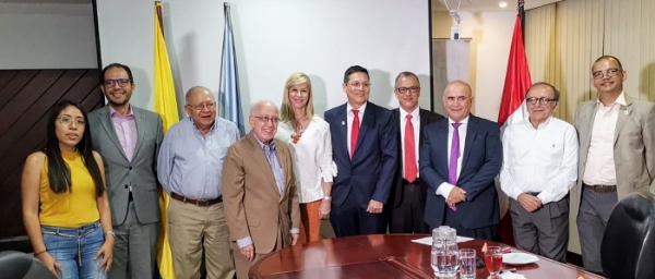 &ldquo;Ante todo, soy un profesor&rdquo;, Rector Edgar Varela