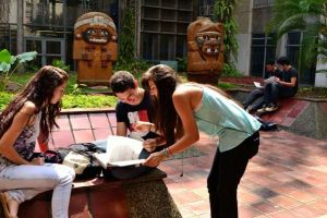 Diplomados C&aacute;tedra UNESCO para la lectura y escritura