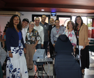 La Universidad del Valle fortalece la atenci&oacute;n comunitaria con la entrega de cinco unidades odontol&oacute;gicas port&aacute;tiles