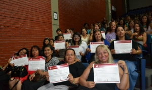 Lideresas de Cali se capacitan en la Universidad