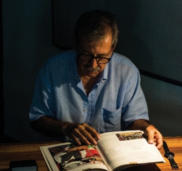 Hern&aacute;n Toro en Viernes de Letras