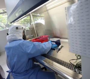 Univalle fortalece tecnolog&iacute;a para pruebas de Covid - 19